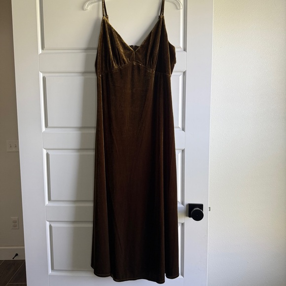 Velvet Maxi Dress - Picture 1 of 5